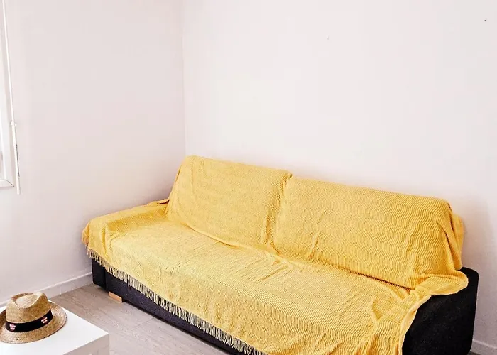 L'espadon Du Port, Air Conditioning, Terrace, Sea, 5 People Apartment
